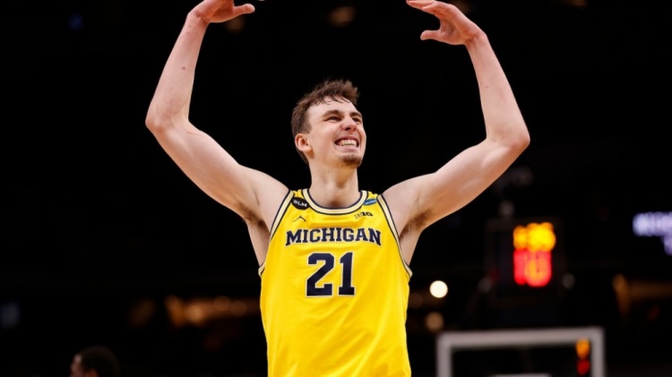 按照教练的 按照教练的